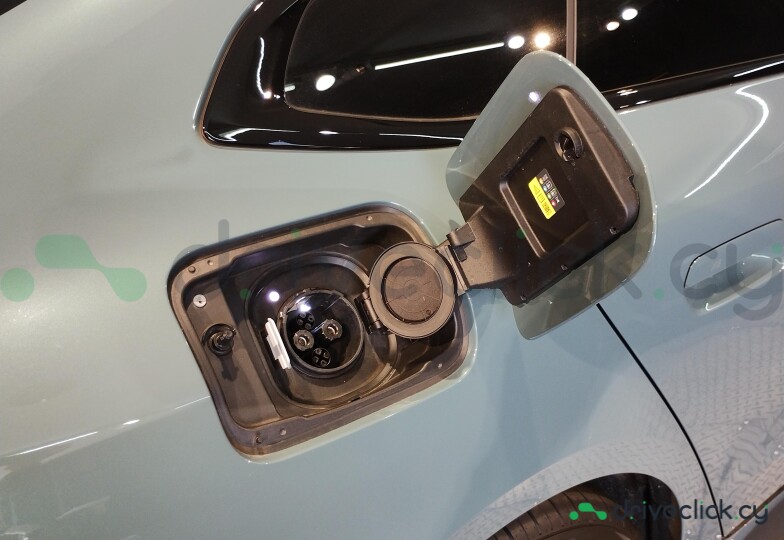 BMW i4 Green