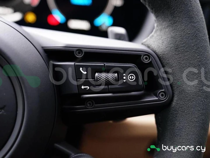 Porsche Cayenne Фиолетовый