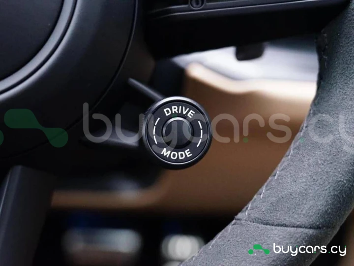 Porsche Cayenne Фиолетовый