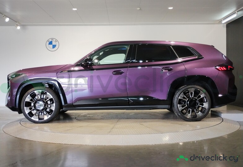 BMW XM Purple