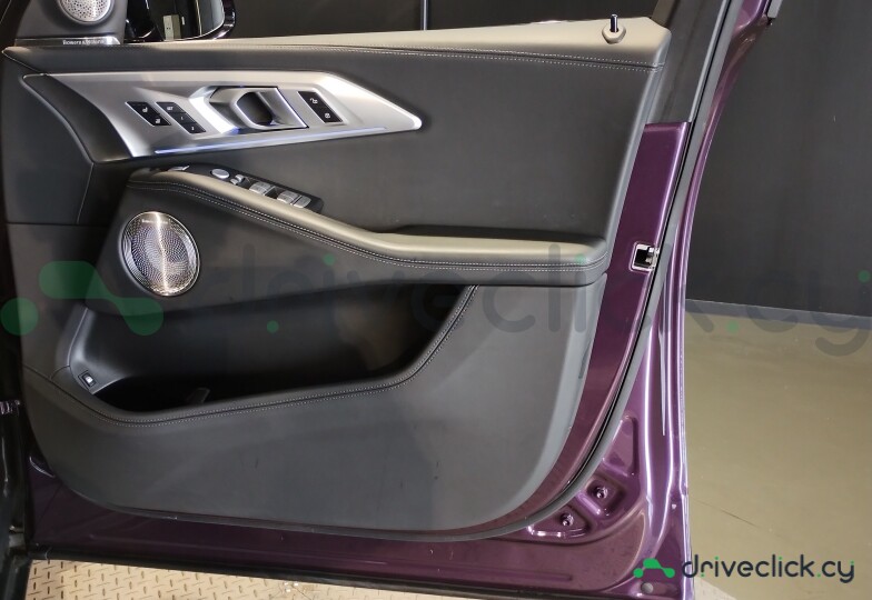 BMW XM Purple