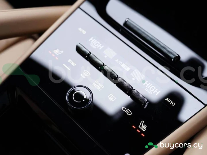 Porsche Cayenne Фиолетовый