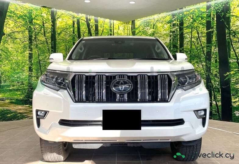 Toyota Land Cruiser Prado White