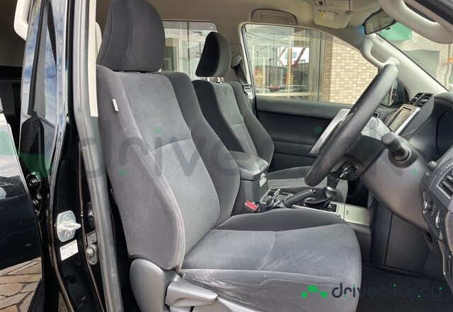Toyota Land Cruiser Prado Black