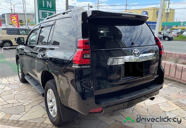 Toyota Land Cruiser Prado Black