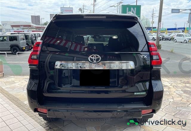 Toyota Land Cruiser Prado Black