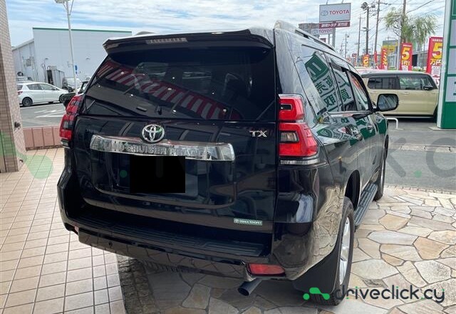 Toyota Land Cruiser Prado Black