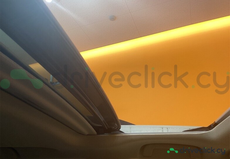Toyota Land Cruiser Prado White
