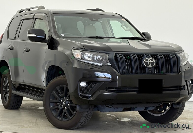 Toyota Land Cruiser Prado Black