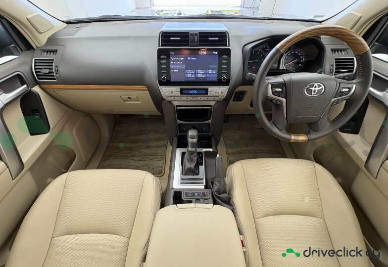 Toyota Land Cruiser Prado Black
