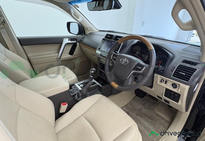 Toyota Land Cruiser Prado Black