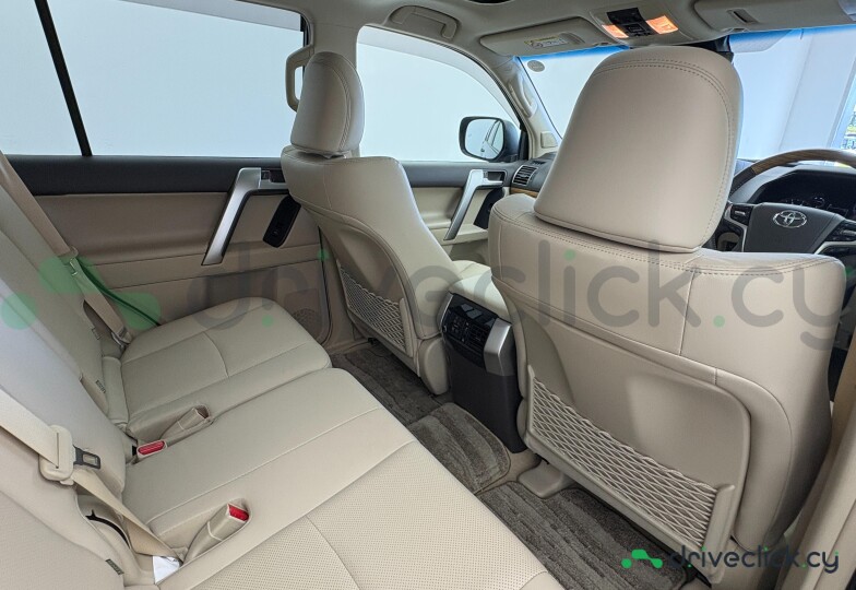 Toyota Land Cruiser Prado Black