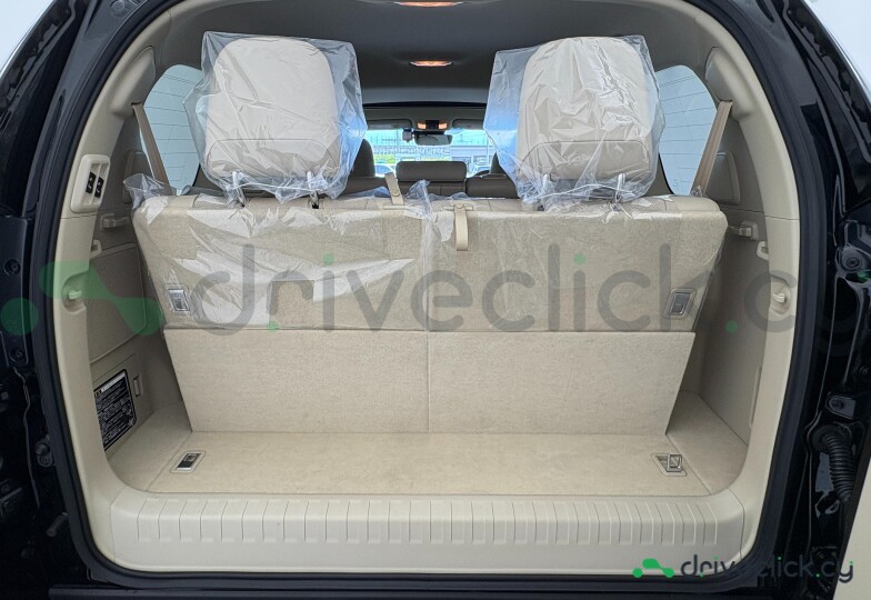 Toyota Land Cruiser Prado Black