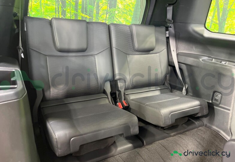 Toyota Land Cruiser 250 White