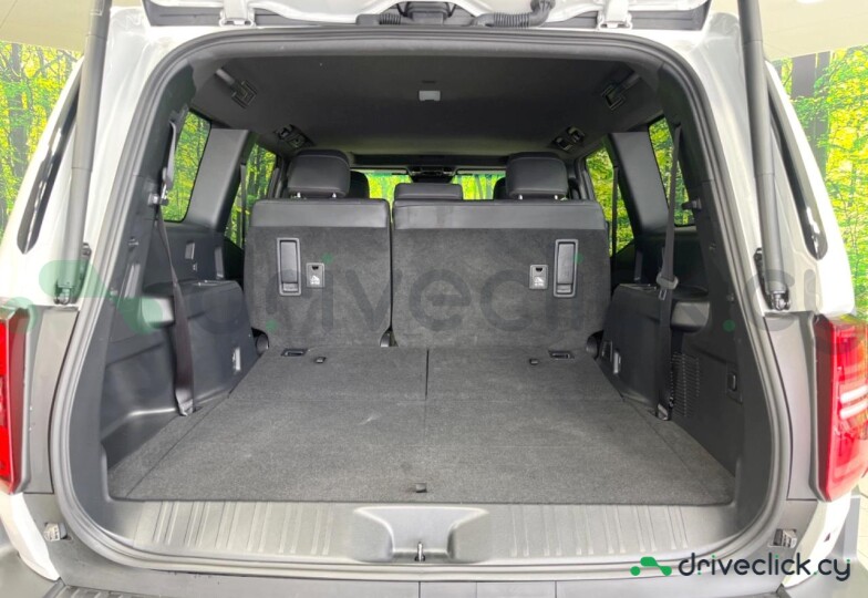 Toyota Land Cruiser 250 White