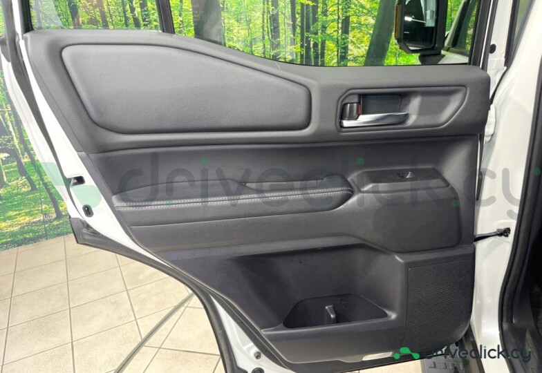 Toyota Land Cruiser 250 White