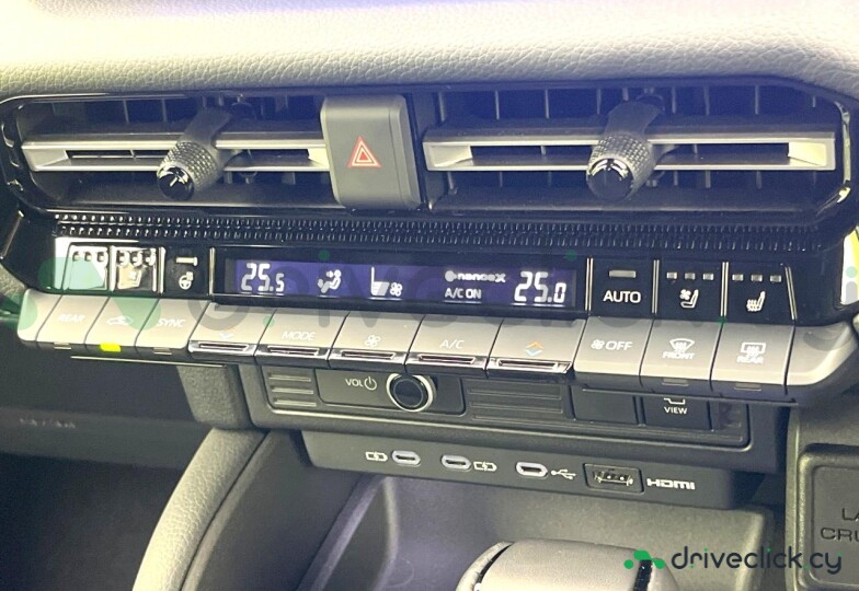 Toyota Land Cruiser 250 Brown