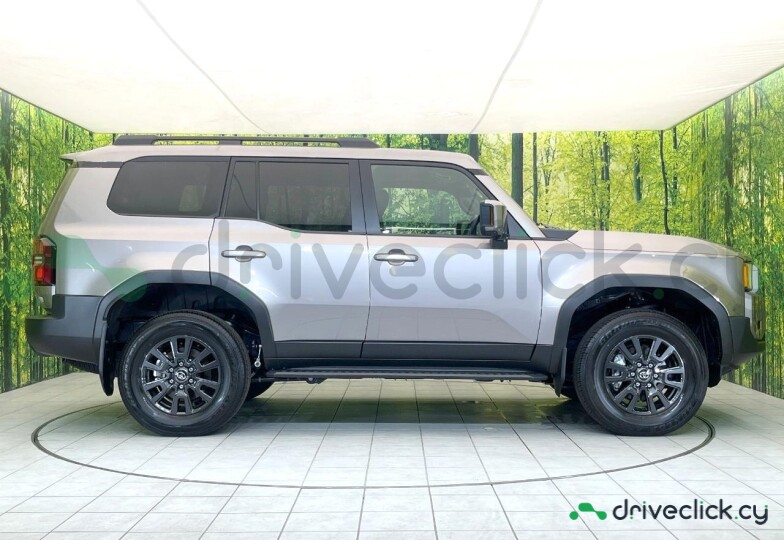 Toyota Land Cruiser 250 Brown