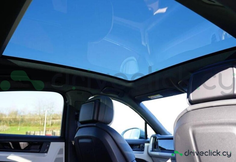 Porsche Cayenne Серый