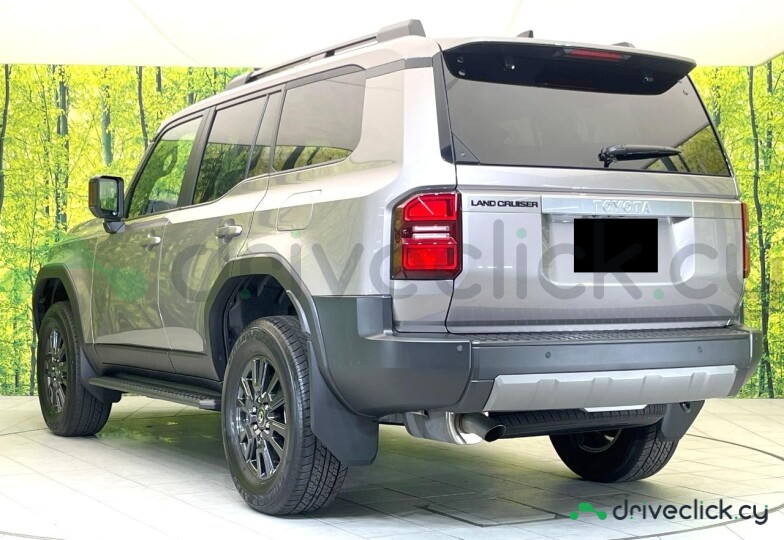 Toyota Land Cruiser 250 Brown