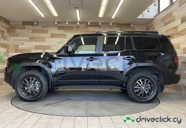 Toyota Land Cruiser 250 Black