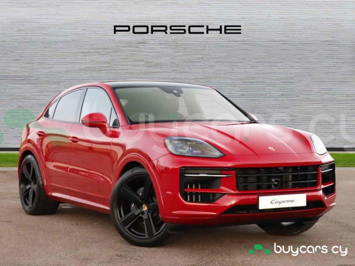 Porsche Cayenne Красный