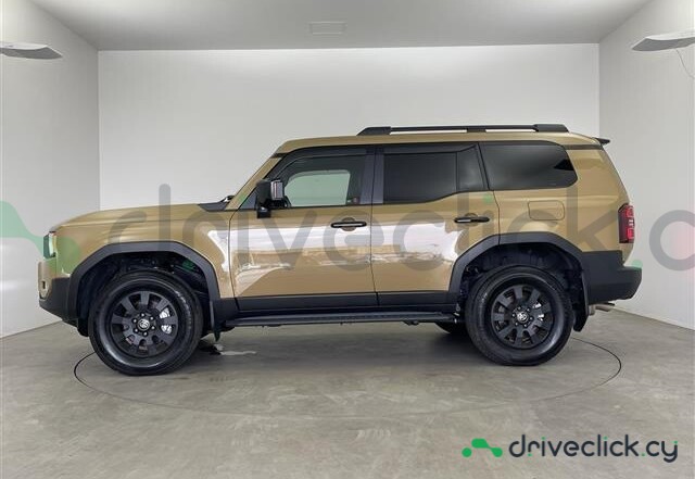 Toyota Land Cruiser 250 Gold