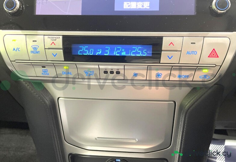 Toyota Land Cruiser Prado White