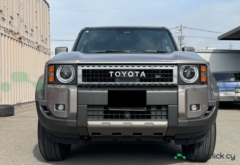 Toyota Land Cruiser 250 Brown