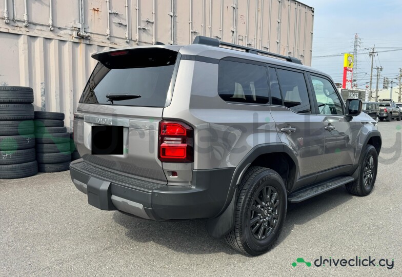 Toyota Land Cruiser 250 Brown