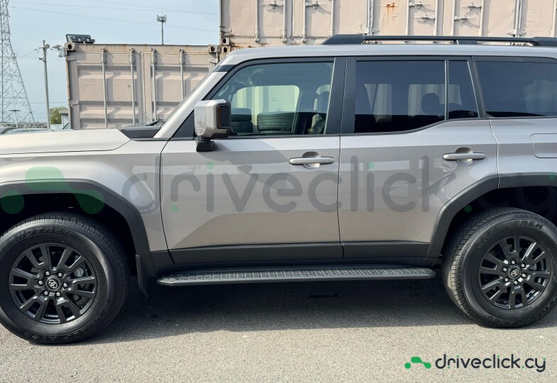 Toyota Land Cruiser 250 Brown