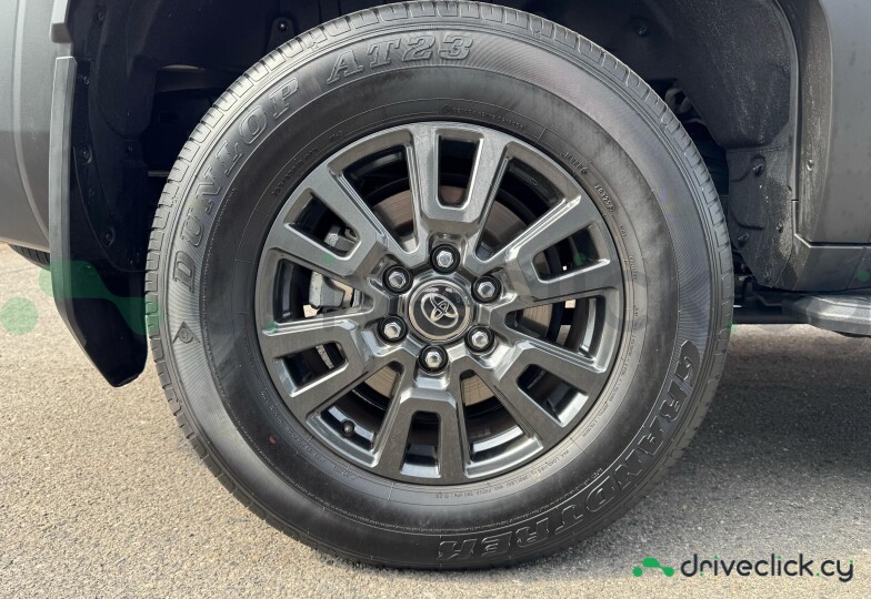 Toyota Land Cruiser 250 Brown