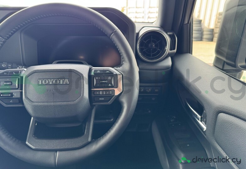 Toyota Land Cruiser 250 Brown
