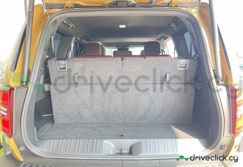 Toyota Land Cruiser 250 Beige