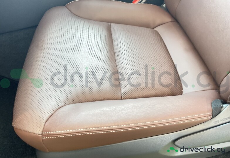 Toyota Land Cruiser 250 Beige