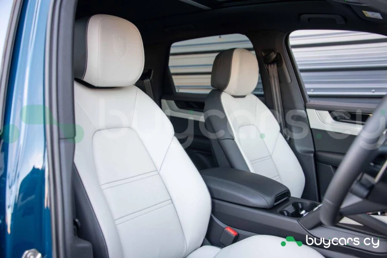 Porsche Cayenne Blue