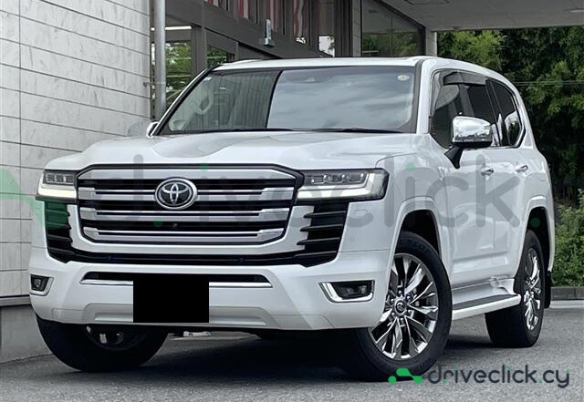 Toyota Land Cruiser 300 White