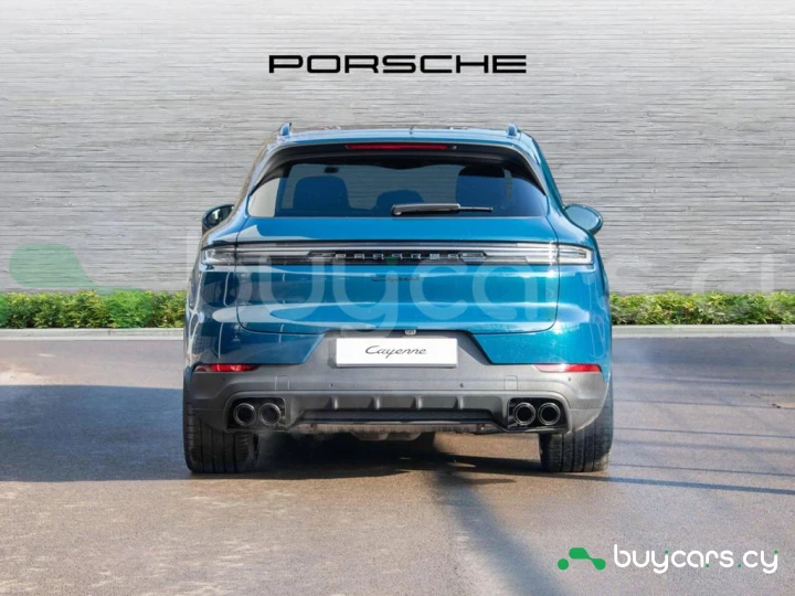 Porsche Cayenne Blue