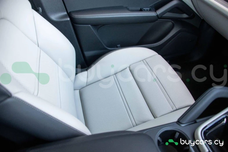 Porsche Cayenne Blue