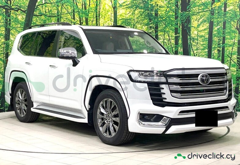 Toyota Land Cruiser 300 White
