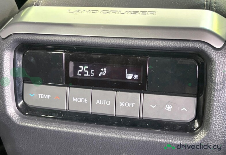 Toyota Land Cruiser 250 White