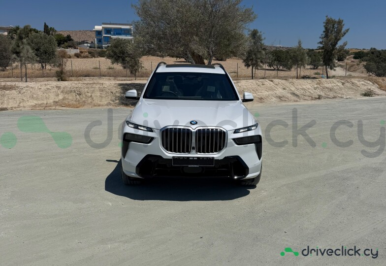 BMW X7 Белый