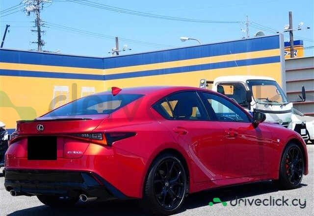Lexus IS Red