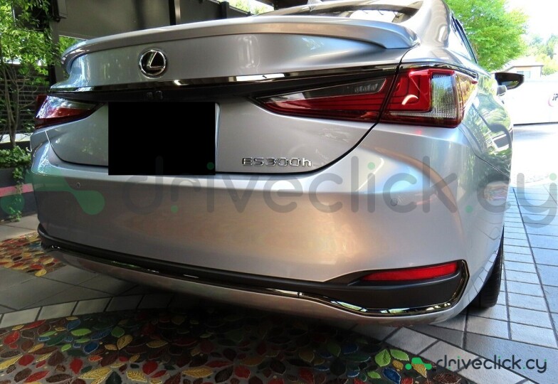Lexus ES Grey