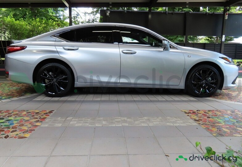 Lexus ES Grey