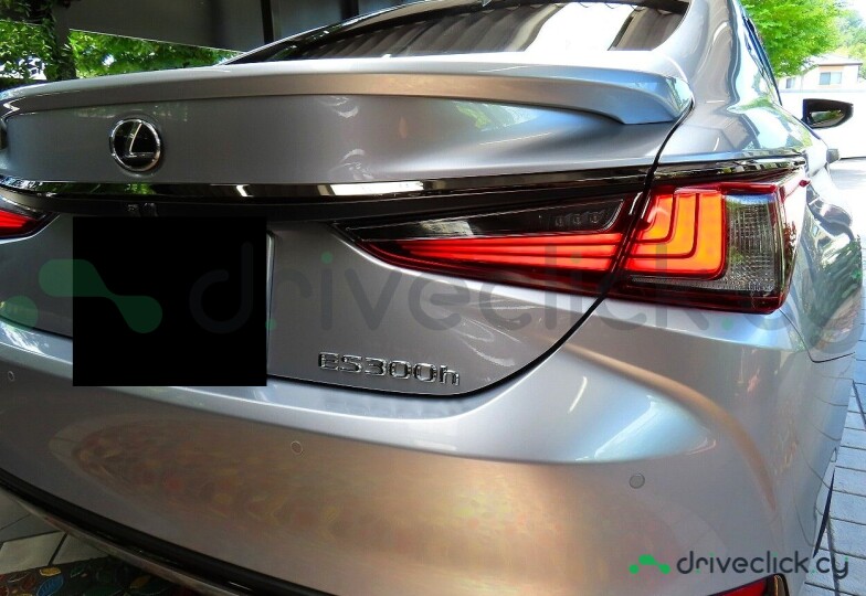 Lexus ES Grey