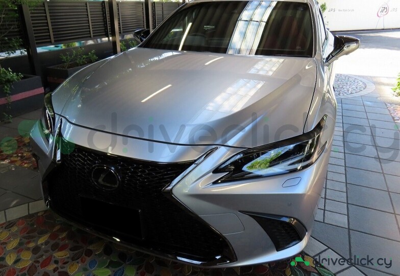 Lexus ES Grey