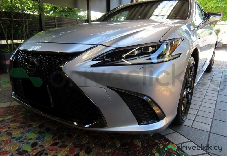 Lexus ES Grey