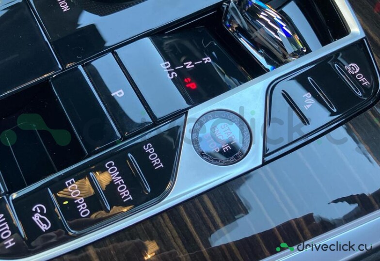 BMW X7 Серый