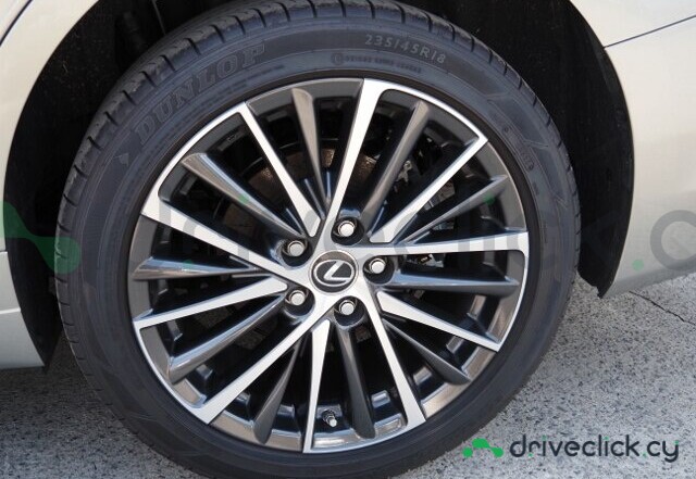 Lexus ES Grey